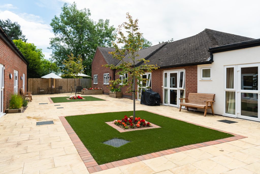 Small garden outside of care home.