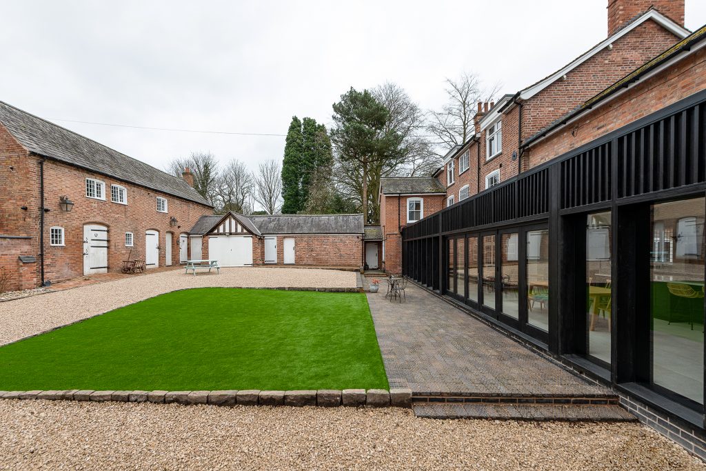 Kirbymuxloe Court Yard